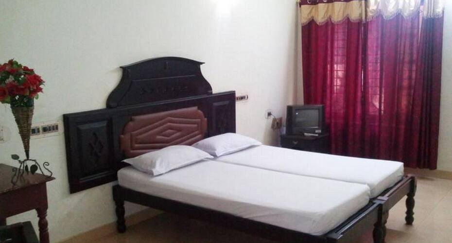 KTC Guest House, Alleppey 5